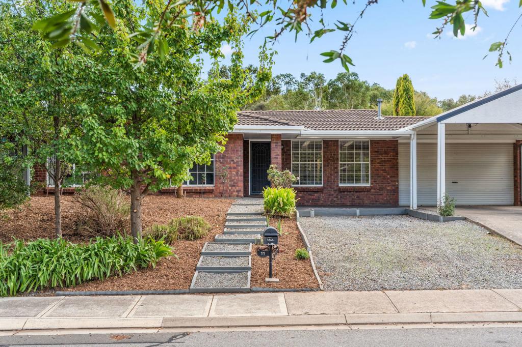 11 Dennis St, Happy Valley, SA 5159