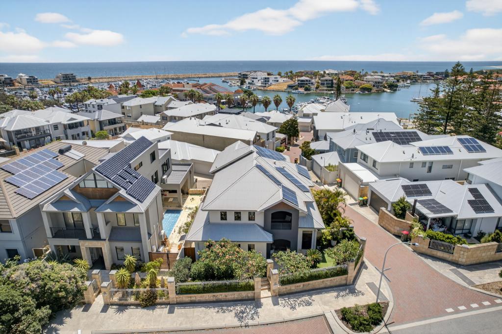 21 Torquay Pass, Mindarie, WA 6030