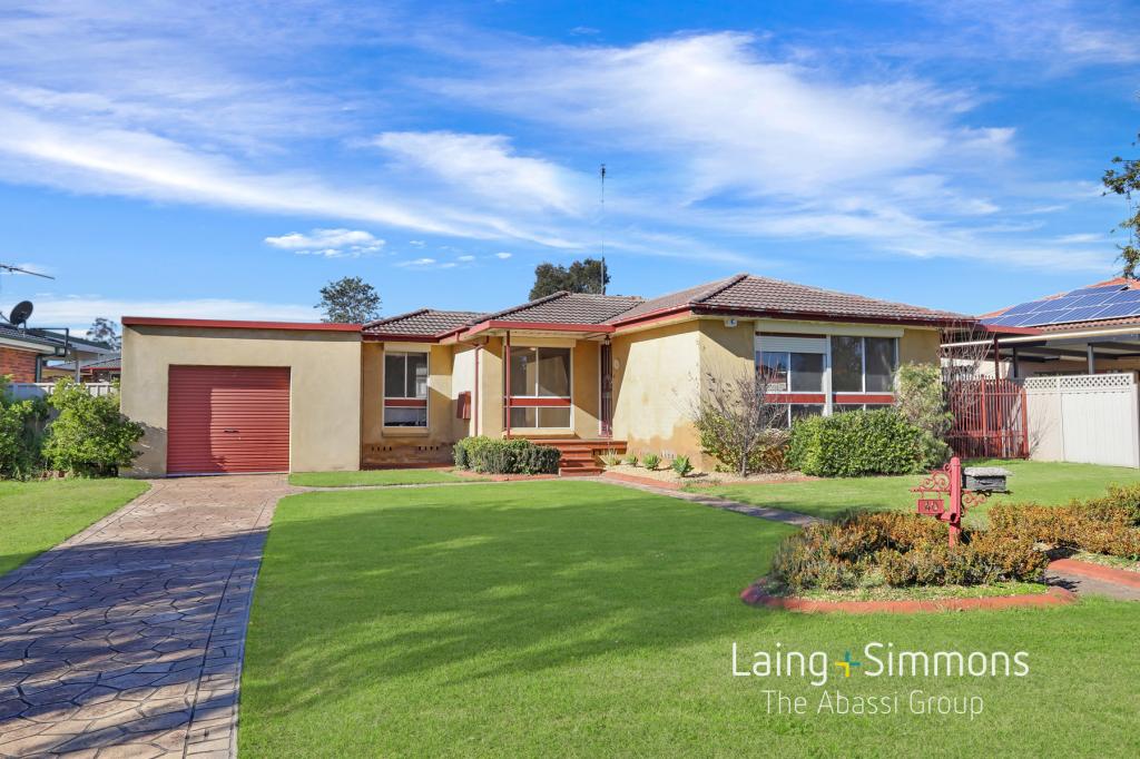 40 Warburton Cres, Werrington County, NSW 2747