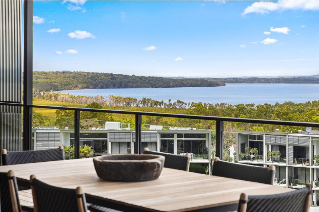 2001/11 LAKEVIEW RISE, NOOSA HEADS, QLD 4567