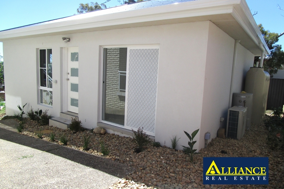 5a Palmer Cl, Illawong, NSW 2234