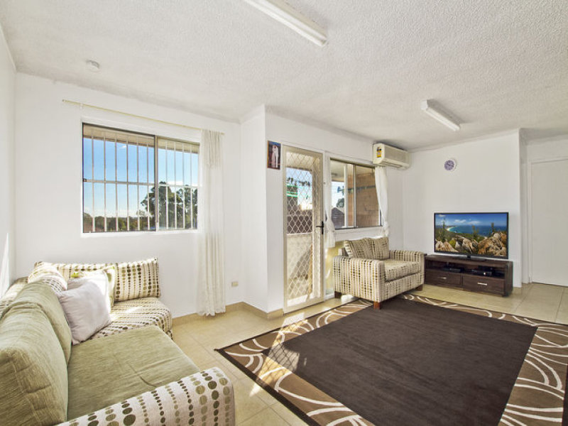 24/64 Sproule St, Lakemba, NSW 2195