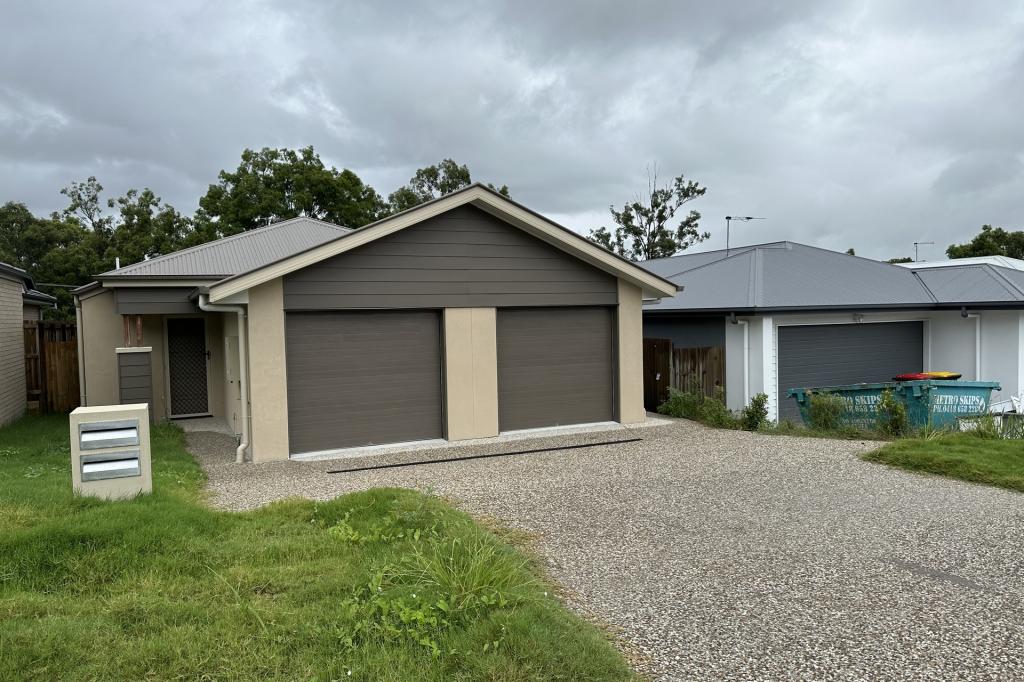 2/11 Tash Ct, Waterford, QLD 4133