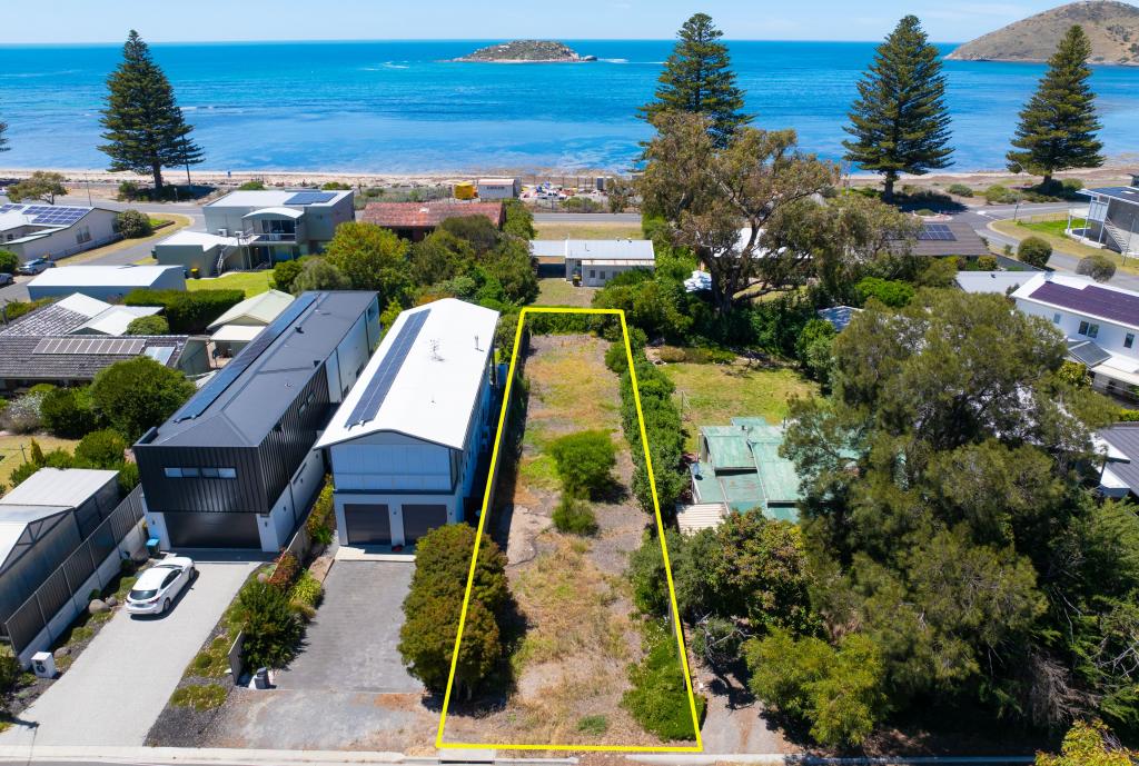6 PETREL AVE, ENCOUNTER BAY, SA 5211