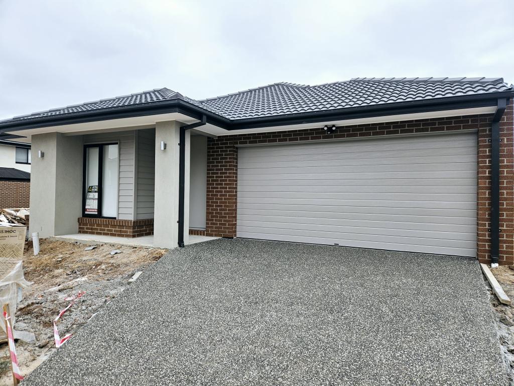 30 Haflinger Ave, Bonnie Brook, VIC 3335