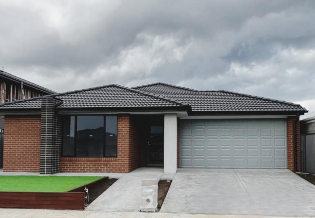 39 Martland St, Lucas, VIC 3350