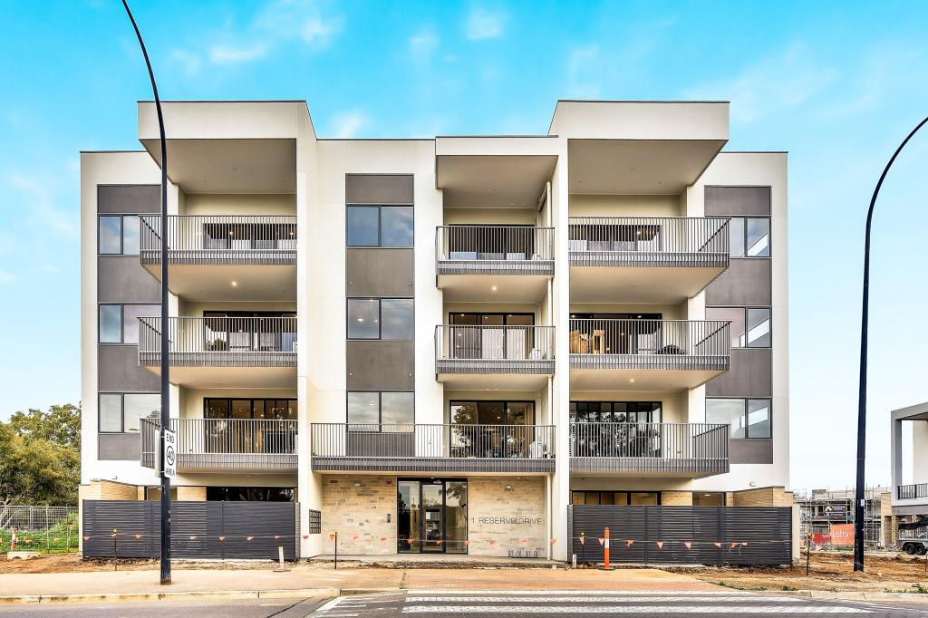 304/1 RESERVE DR, ST CLAIR, SA 5011