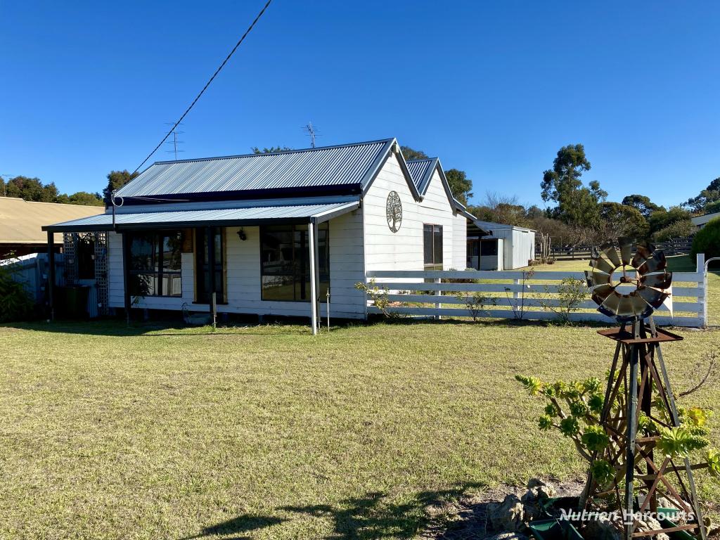 17 Russell St, Casterton, VIC 3311