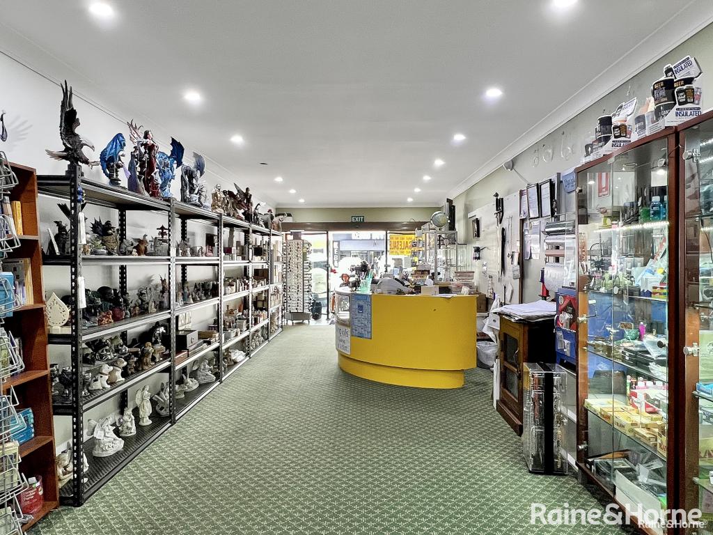 142 Boorowa St, Young, NSW 2594