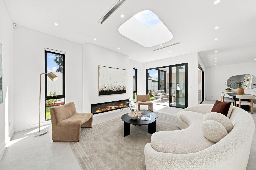1a Woodland Rd, Chester Hill, NSW 2162