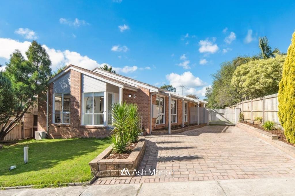 5 Courageous Ct, Frankston, VIC 3199