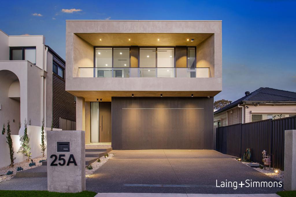 25A LARIEN CRES, BIRRONG, NSW 2143