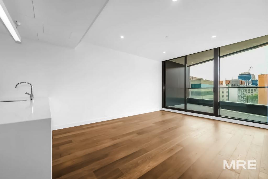 616/555 ST KILDA RD, MELBOURNE, VIC 3000