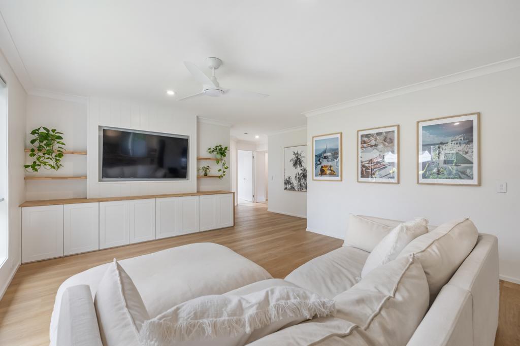 2/17 Mollys Pl, Currumbin Waters, QLD 4223