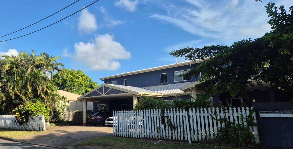 1/6 Dobbins Lane, Proserpine, QLD 4800
