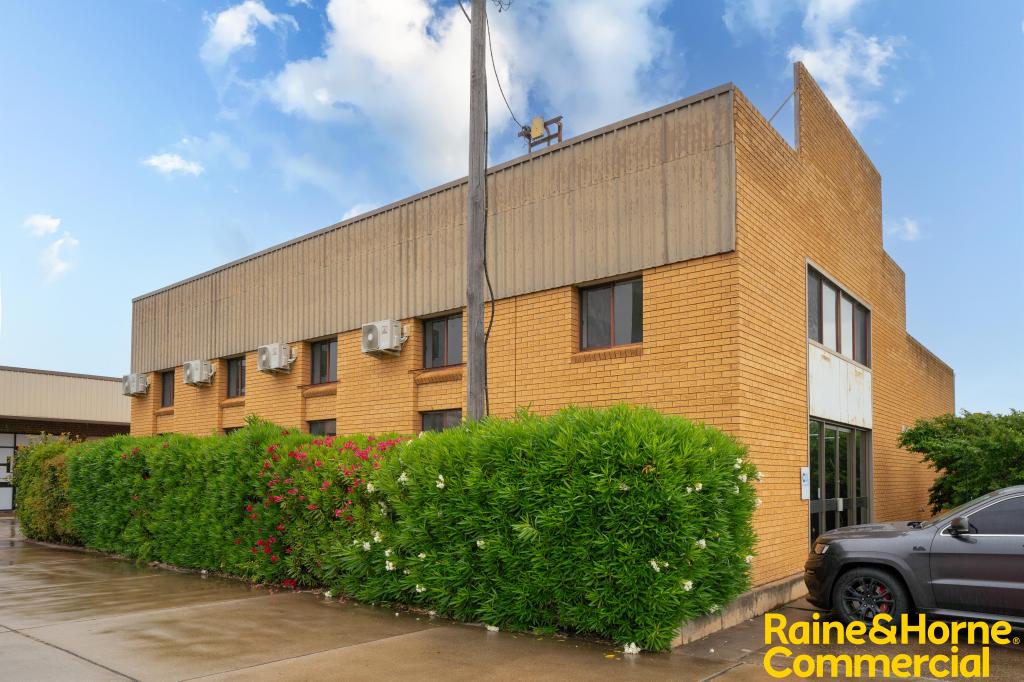 UNIT 8/138-140 HAMMOND AVE, EAST WAGGA WAGGA, NSW 2650