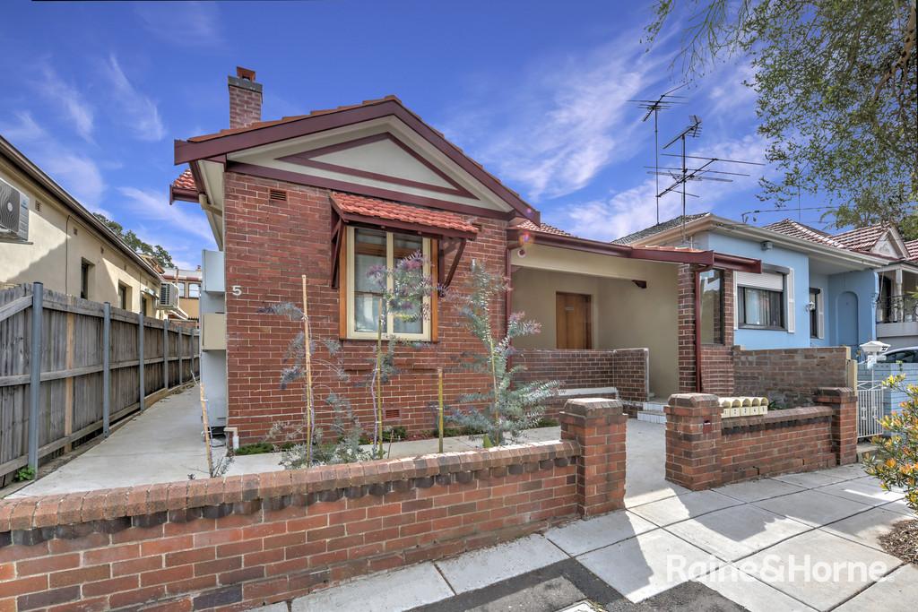 3/5 BELGRAVE ST, PETERSHAM, NSW 2049