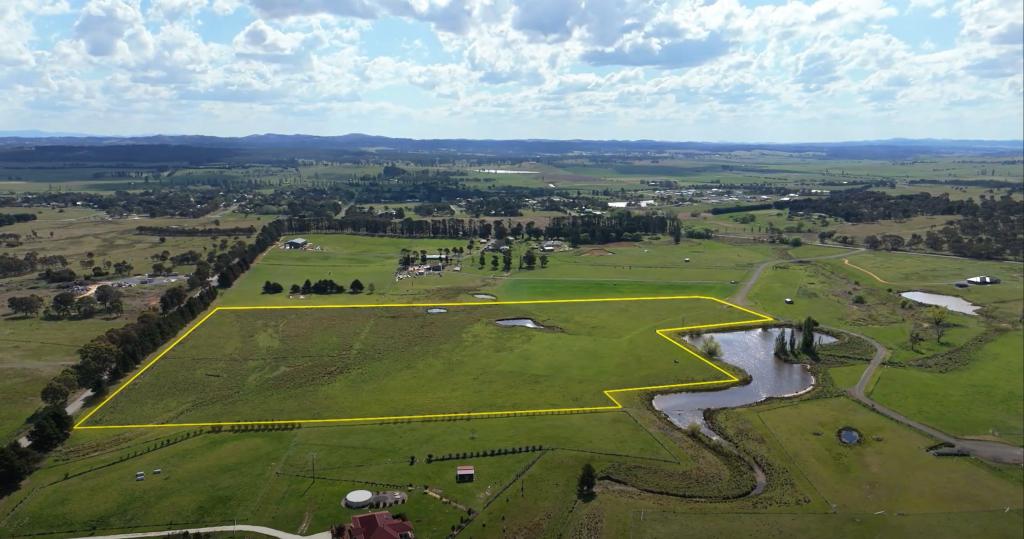 48 Mcleods Creek Dr, Gundaroo, NSW 2620