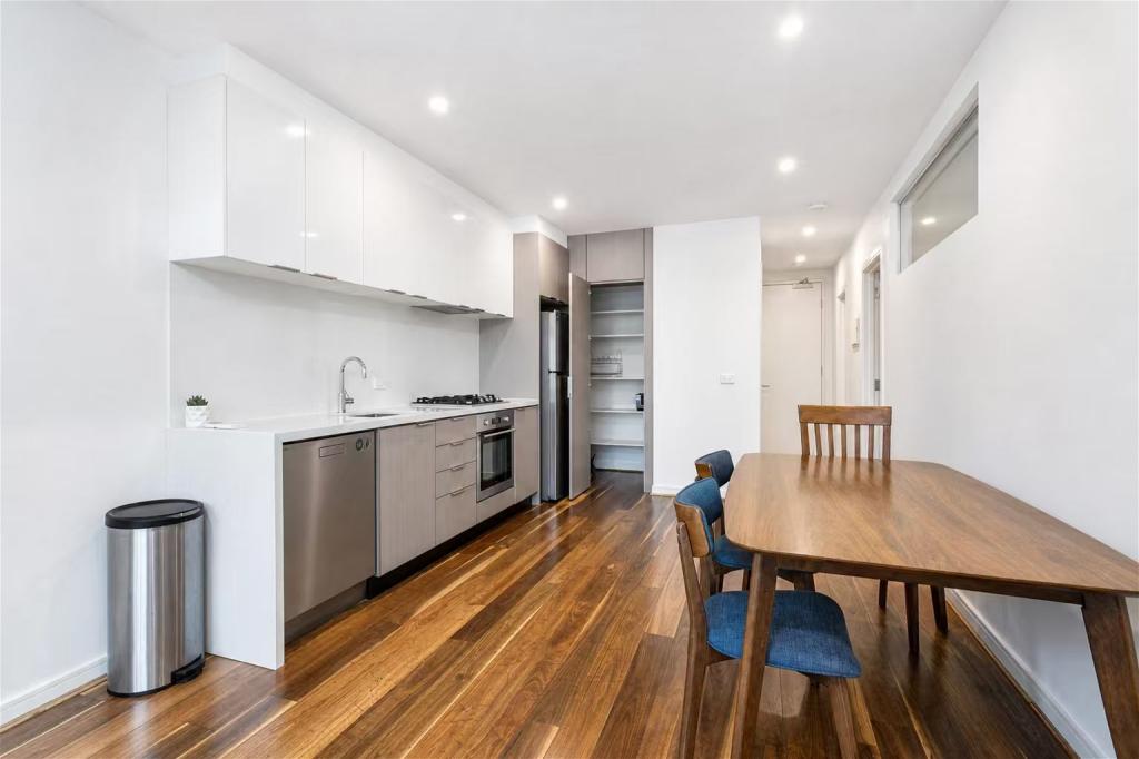 211/326-328 Burwood Hwy, Burwood, VIC 3125