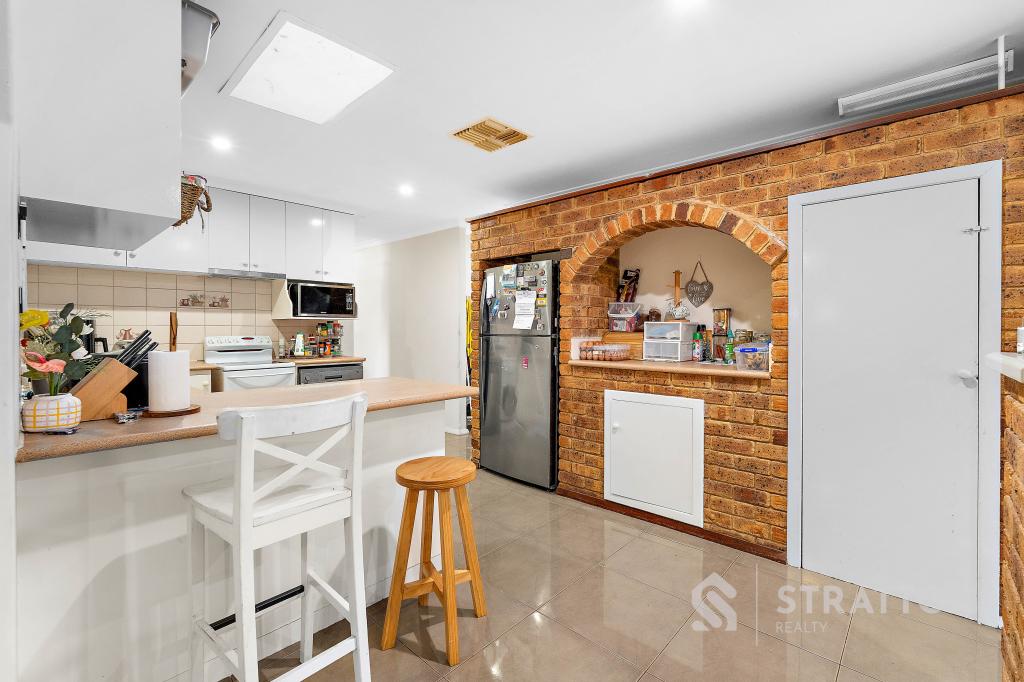 7 Delamere Way, Camillo, WA 6111