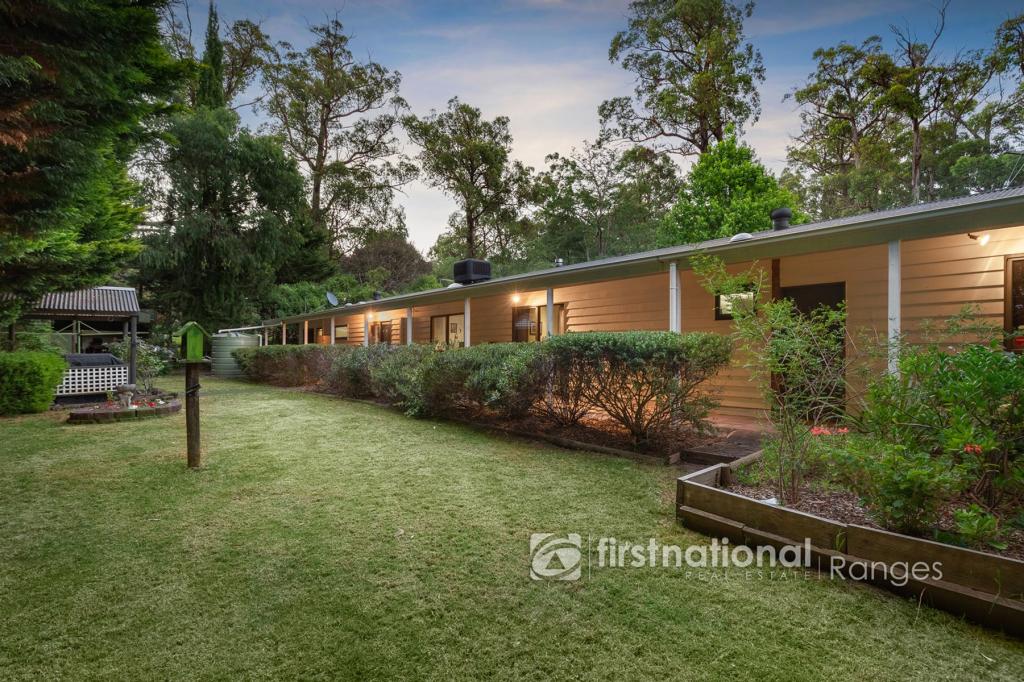 31 Bailey Rd, Cockatoo, VIC 3781