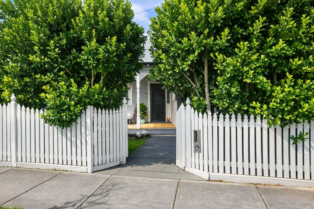 93 CHIRNSIDE ST, KINGSVILLE, VIC 3012