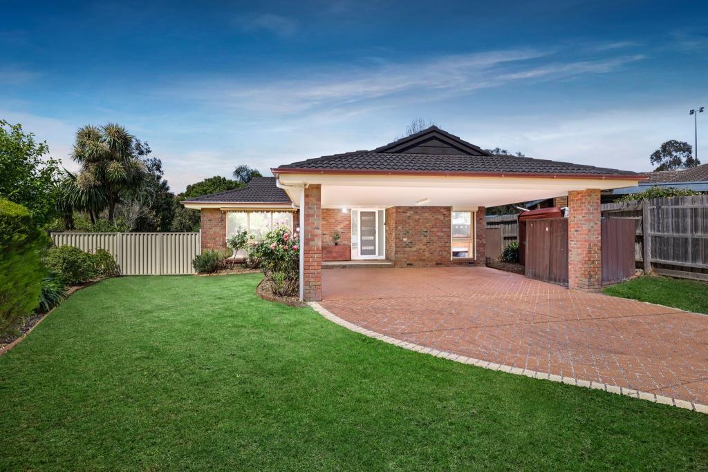 13 Melanie Cl, Wantirna South, VIC 3152