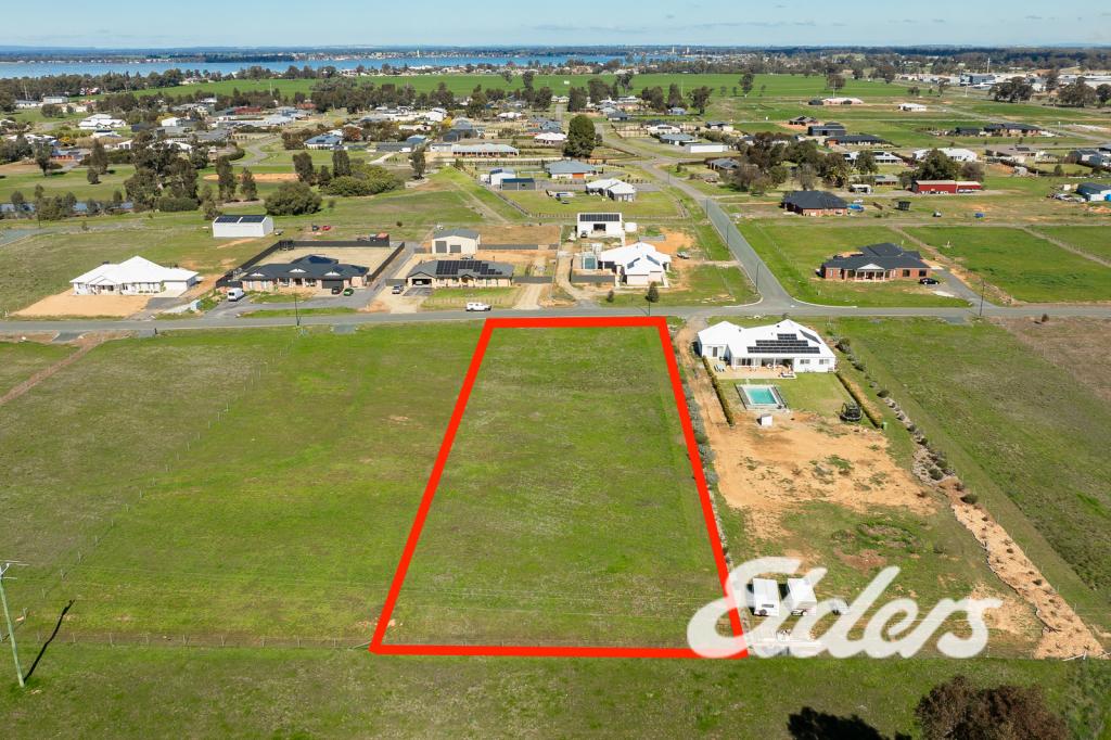 17 Adam Cl, Mulwala, NSW 2647