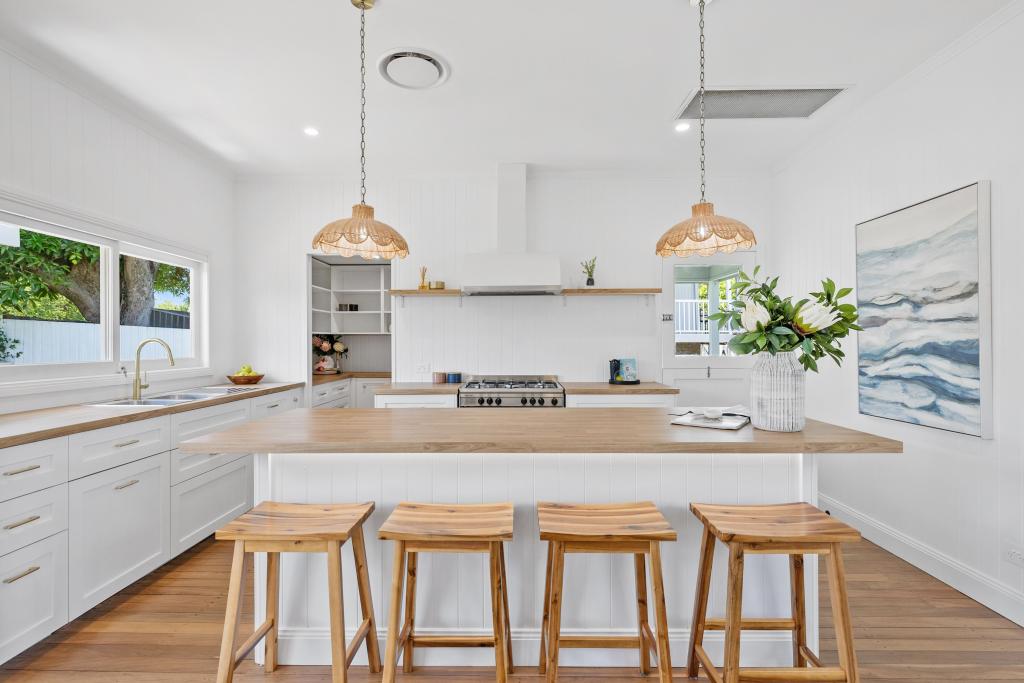 2 Flower St, Northgate, QLD 4013