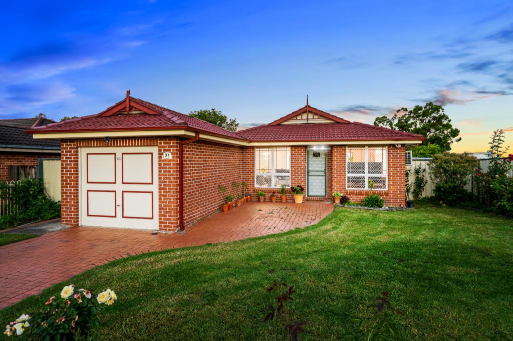 31 Golding Dr, Glendenning, NSW 2761