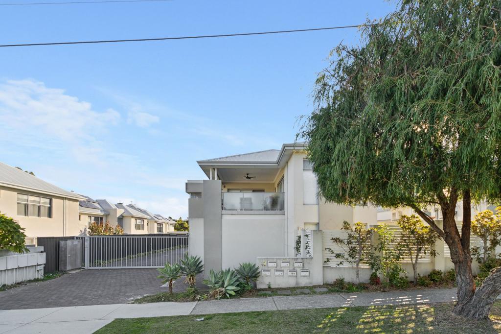 3/43 Deanmore Rd, Scarborough, WA 6019