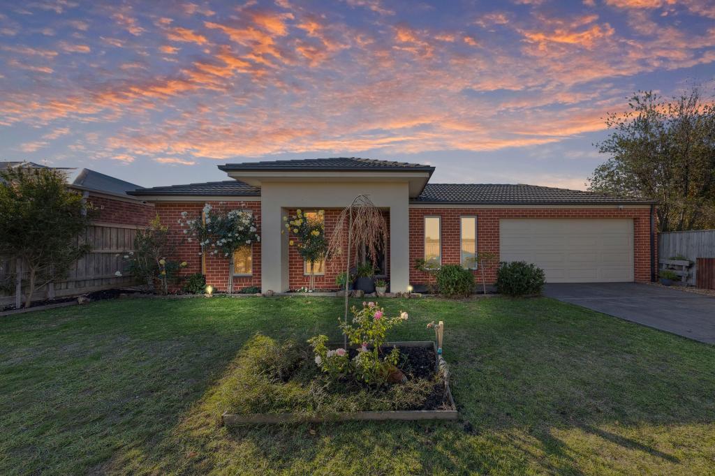 17 Greendale Bvd, Pakenham, VIC 3810