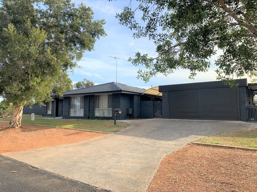 16 Keddie St, South Bunbury, WA 6230
