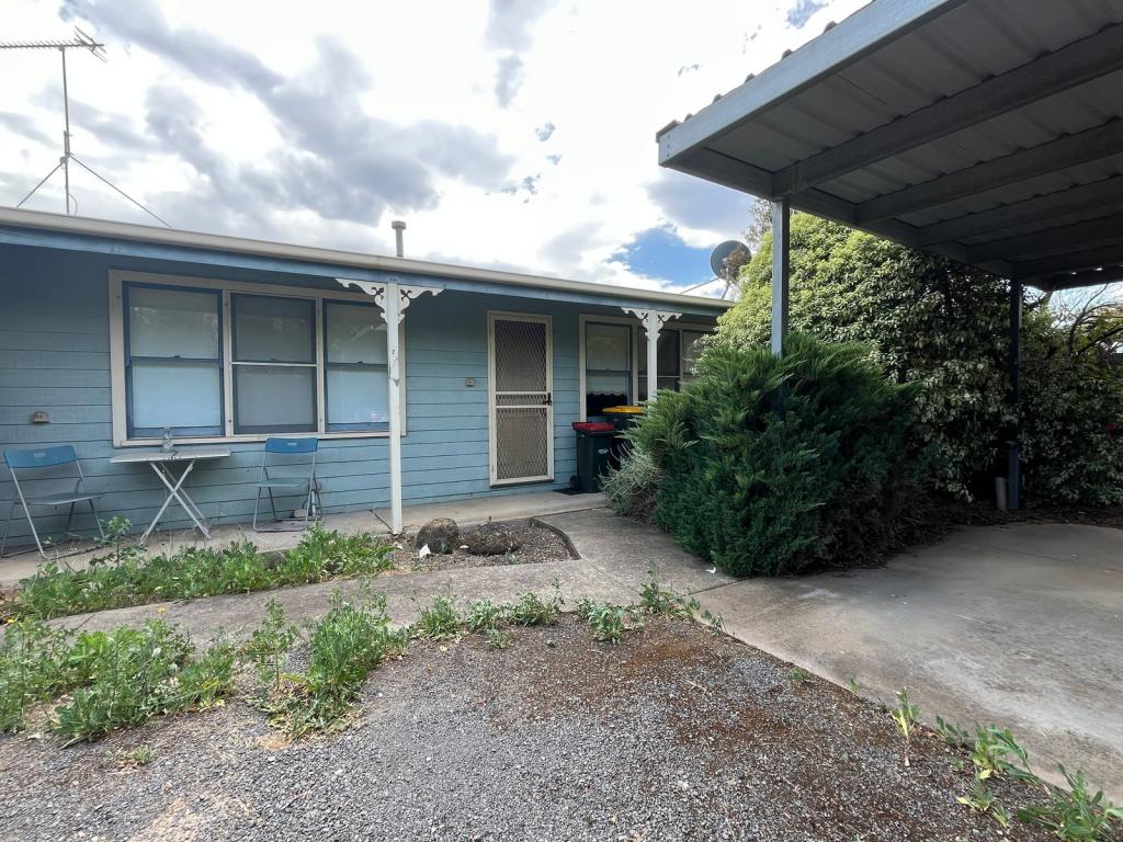 2/19 Logan St, Maryborough, VIC 3465