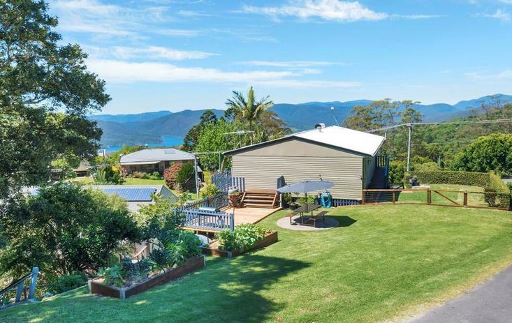 8 Tarlington Rd, Lower Beechmont, QLD 4211