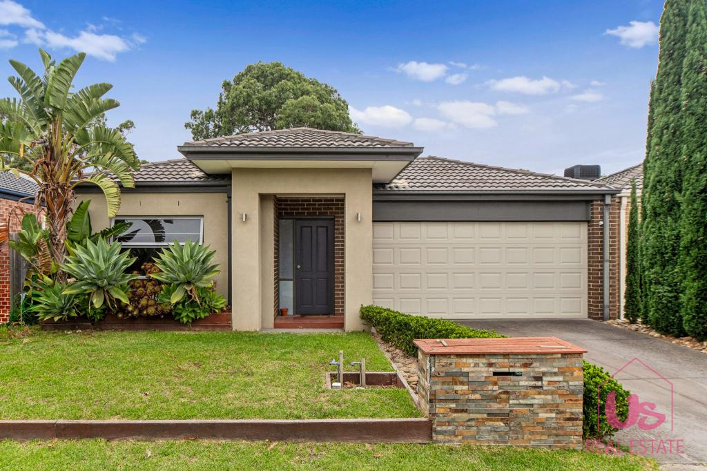 8 Kensei Pl, Sandhurst, VIC 3977
