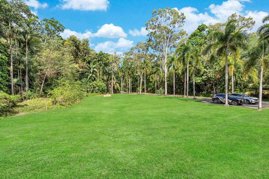 9 Tobias Cl, Clifton Beach, QLD 4879