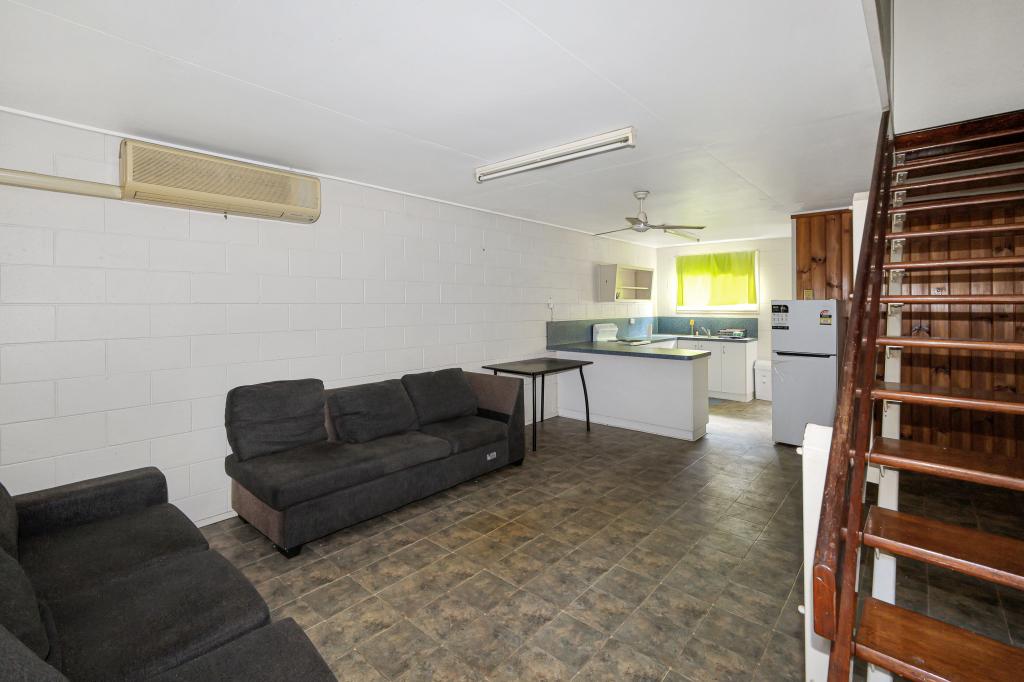 4/45 SARINA BEACH RD, SARINA, QLD 4737
