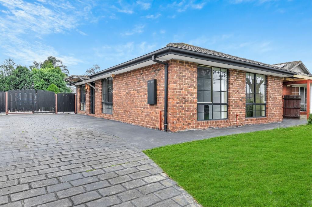 18 Dozey Ct, Roxburgh Park, VIC 3064