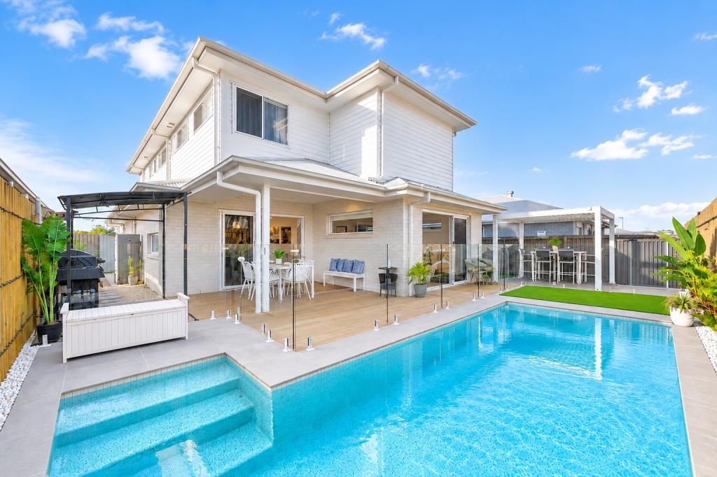 44 Lord Howe Cct, Banya, QLD 4551