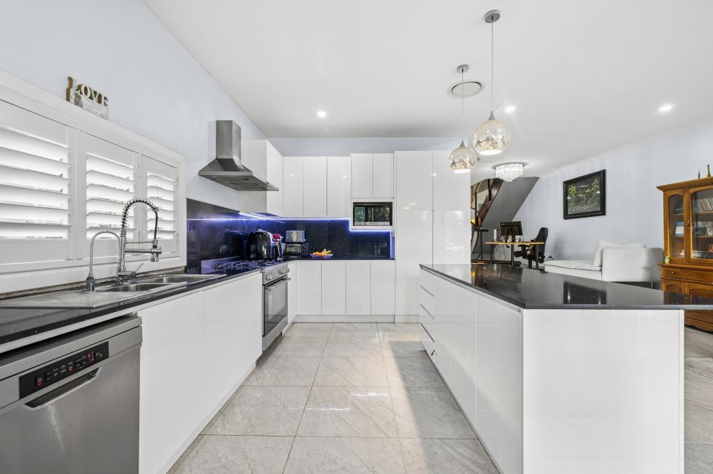 3a Pomona St, Greenacre, NSW 2190