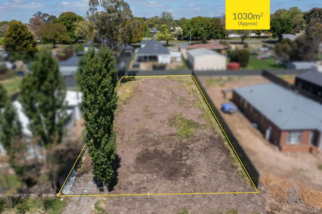 43 Dundas St, Lancefield, VIC 3435