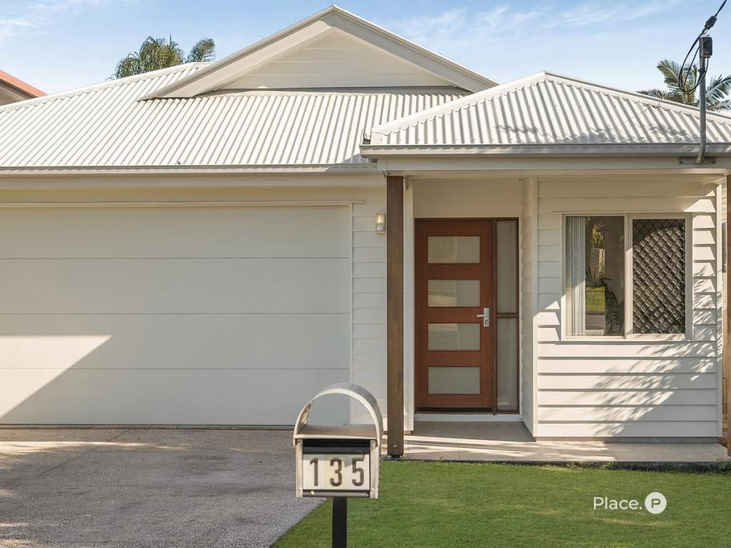 135 Scarborough Rd, Redcliffe, QLD 4020