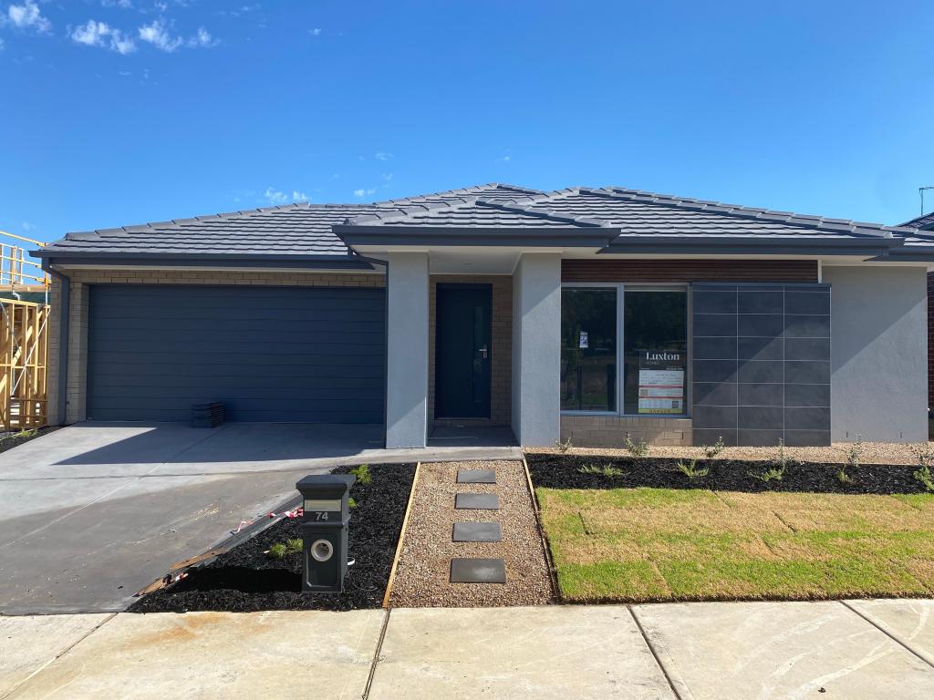 74 Duncombe Ave, Officer, VIC 3809