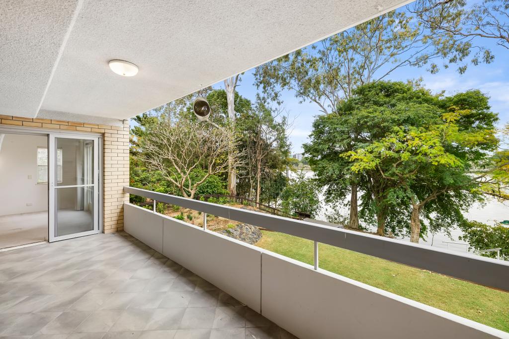 6/28 Laurence St, St Lucia, QLD 4067