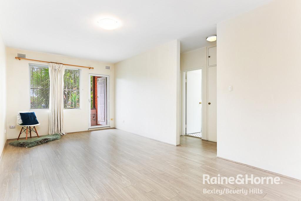 2/7 Phillip St, Roselands, NSW 2196