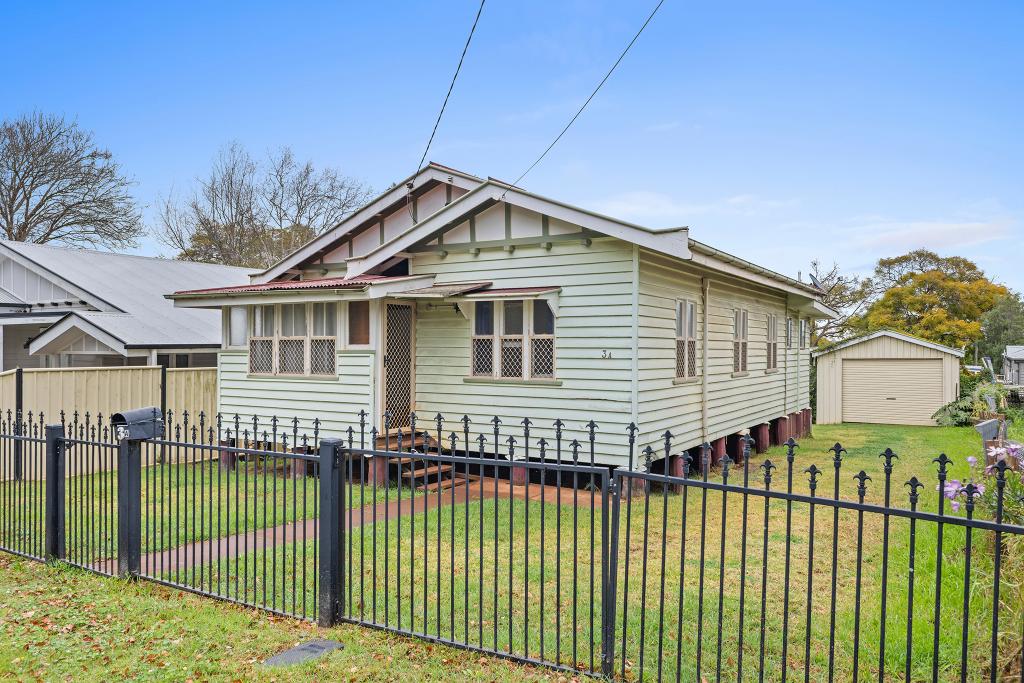 3A KENNETH ST, NORTH TOOWOOMBA, QLD 4350
