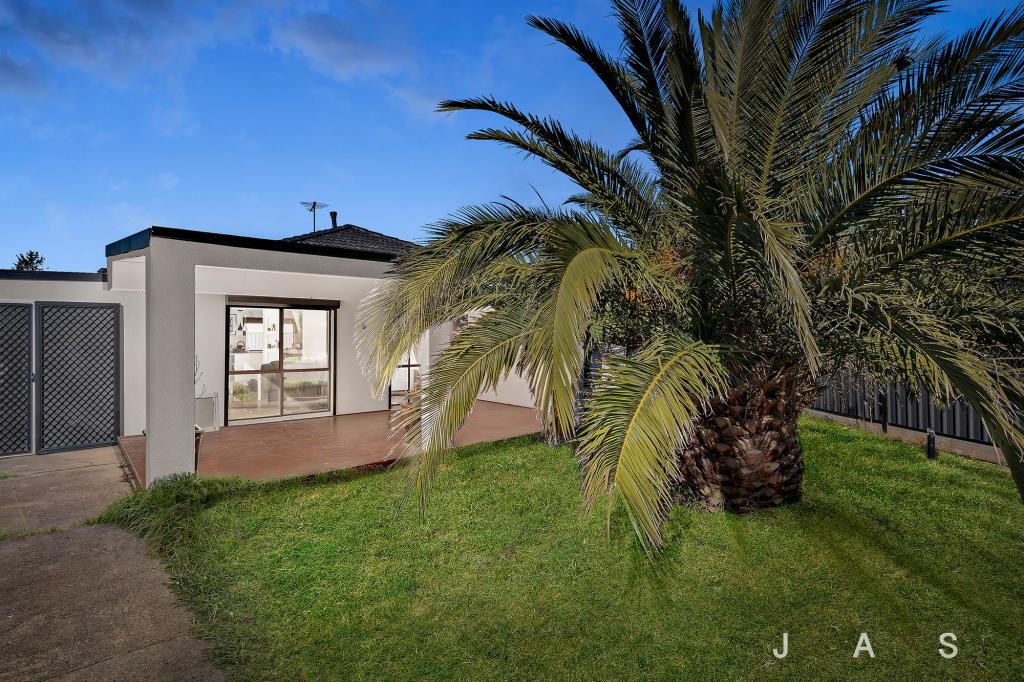 6 Lorikeet Ct, Werribee, VIC 3030