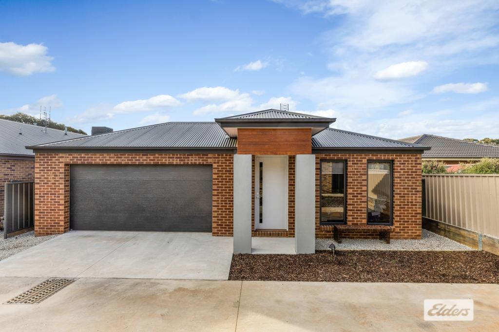 2/116A HARLEY ST, STRATHDALE, VIC 3550