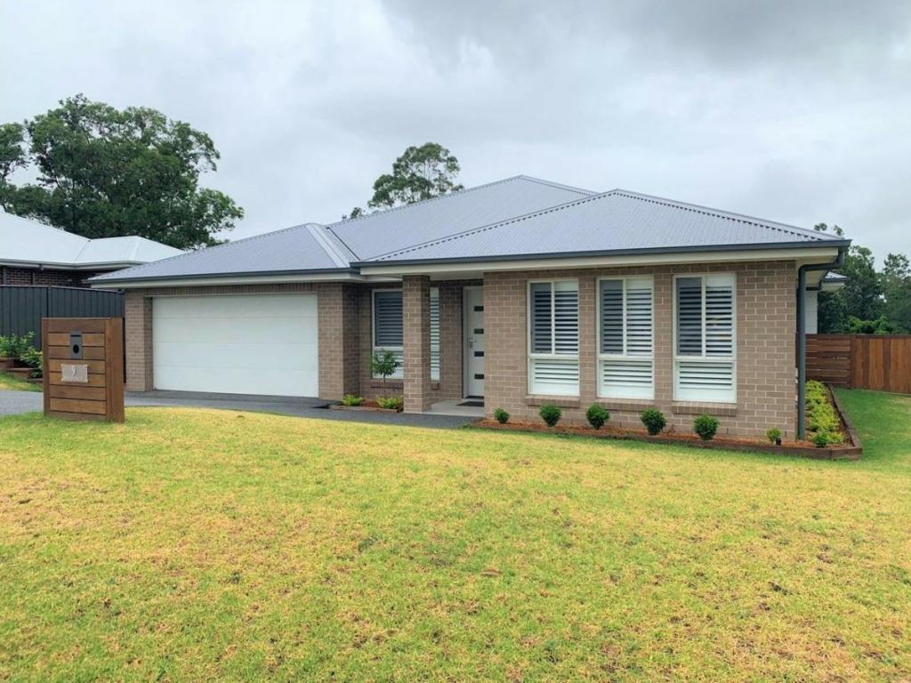 9 Pandanus Cct, Bolwarra, NSW 2320